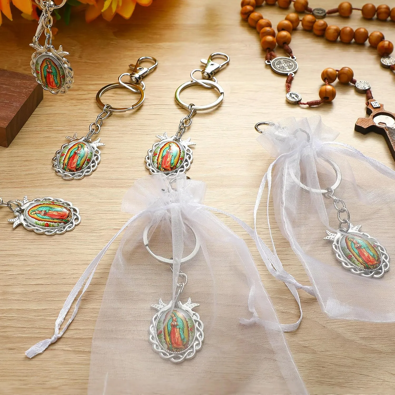 12 Pcs Our Lady of Guadalupe Keychains Baptism Favors for Guests First Communion Gift Virgen De Guadalupe Llaveros with Organza Gift Bags Religious Catholic Keychain Recuerdos De Bautizo Christening