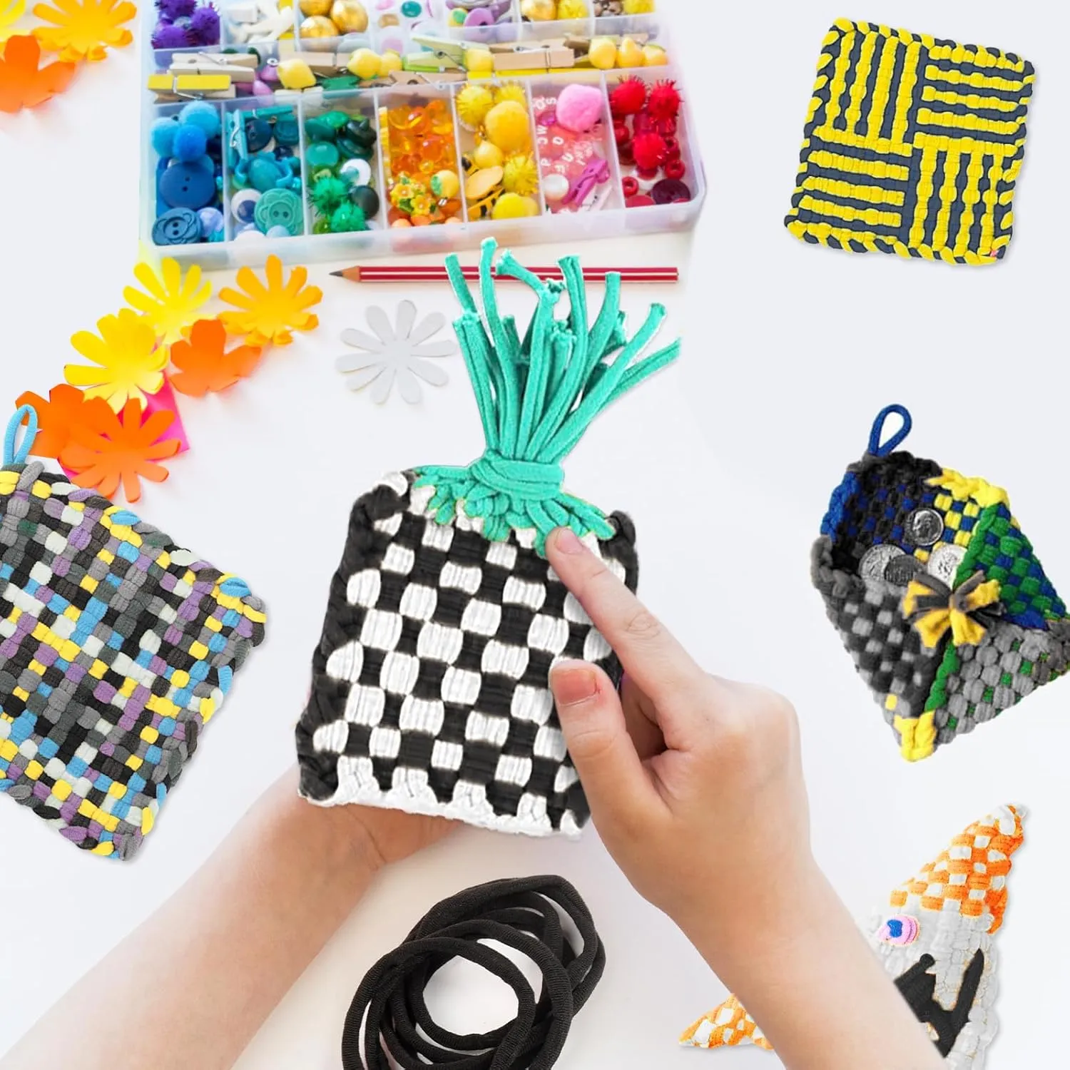 600 PCS Loom Loops Potholder 6" 7" inch DIY Arts Crafts for Kids and Adults Potholder Black Loops Weaving Flexible Loom Kit Elastic Ideal for Girls Ages DIY Crafts Supplies