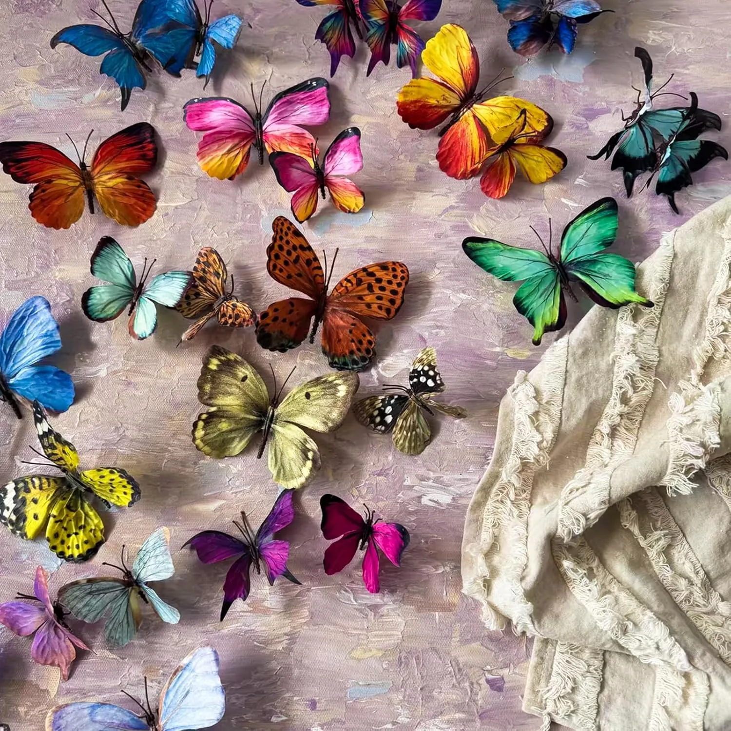 Artificial Butterfly, Fake Butterflies, Artificial Butterfly Clips,Silk Floral Butterflies, Suitable for Home Decoration, Flower Arrangement and Foil The Festive Atmosphere (8 Pcs)