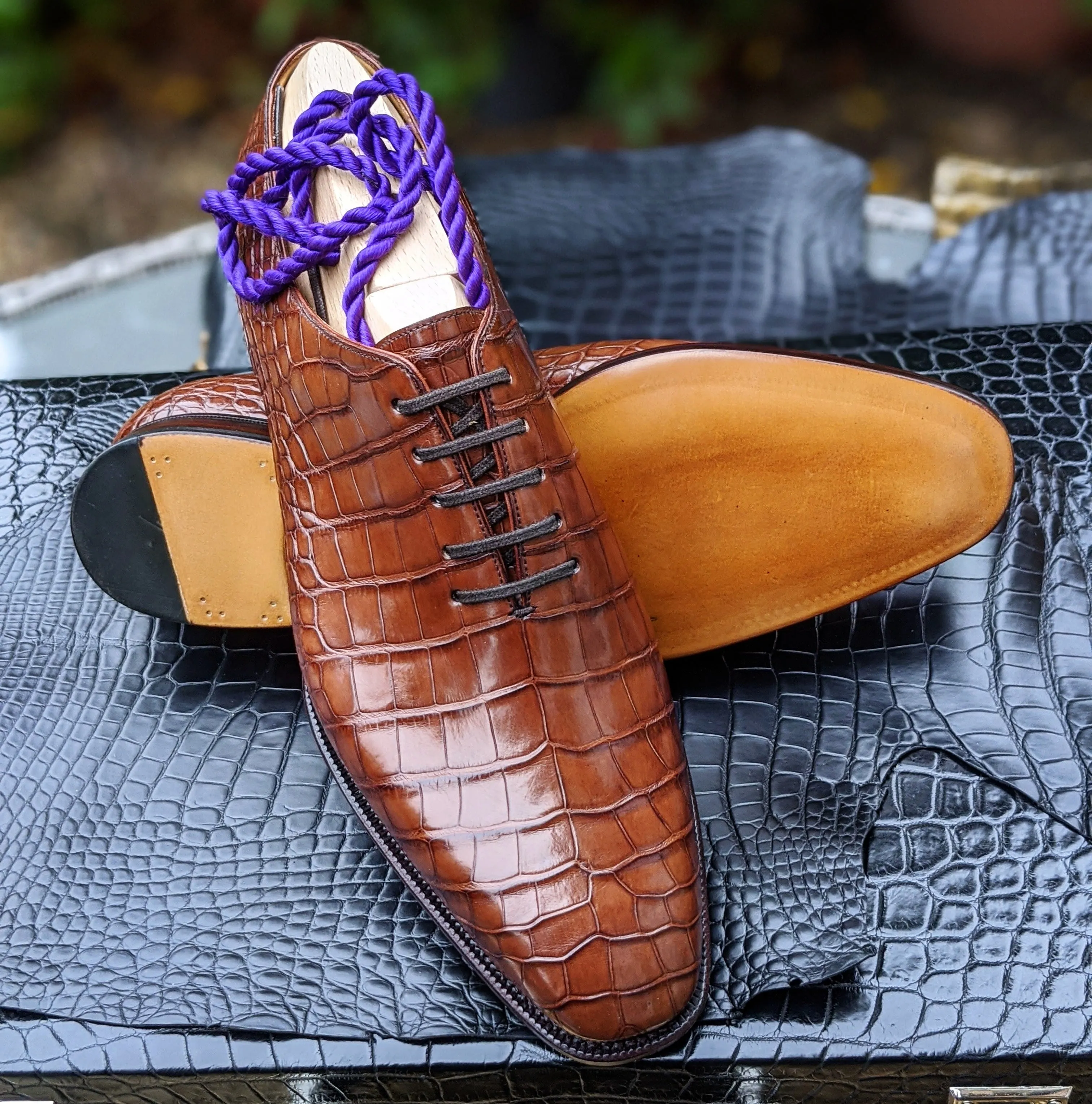 Ascot Wholecut - Cognac Alligator