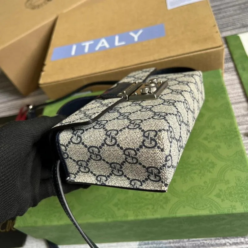 Charm - GG Bags - 576