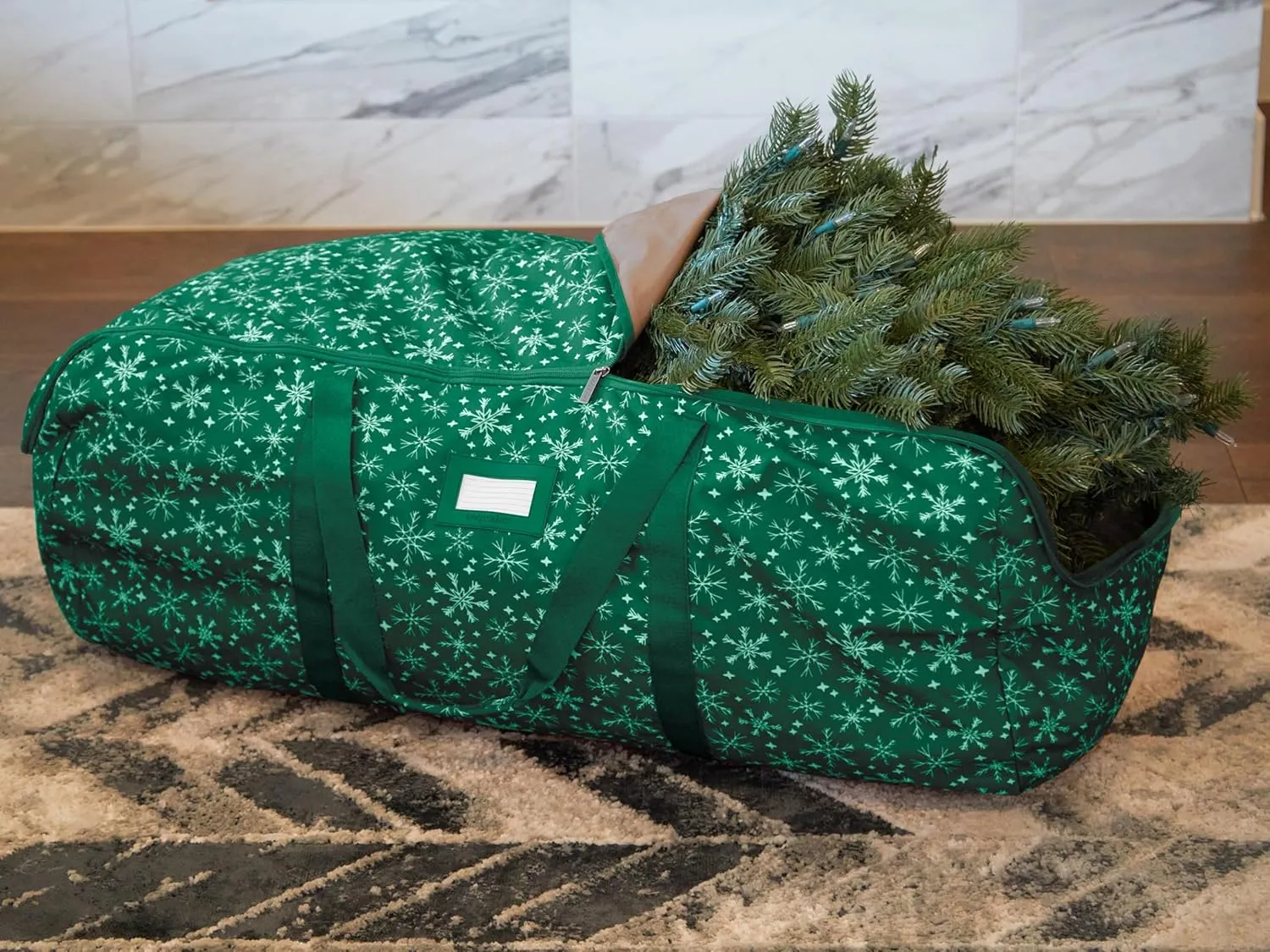 Covermates Keepsakes Garland Duffle Bag – Durable Polyester, Reinforced Handles, Fits up to 25 Foot Garland Depending on Thickness - Holiday Storage, Green Snowflake