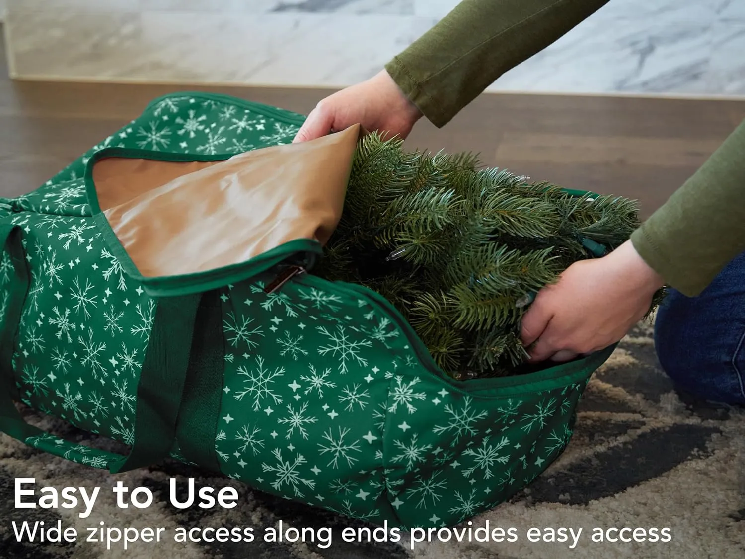 Covermates Keepsakes Garland Duffle Bag – Durable Polyester, Reinforced Handles, Fits up to 25 Foot Garland Depending on Thickness - Holiday Storage, Green Snowflake