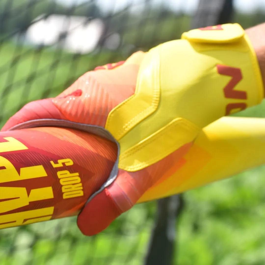 Easton | Walk-Off ETHOS Batting Gloves | Youth Sizes | Multiple Colors