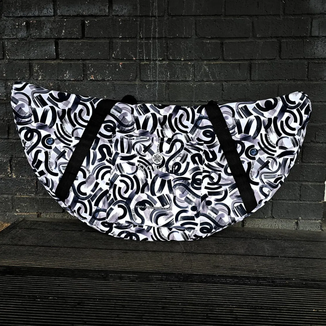 Jumbo Rebounder Carry Bag | Squiggles