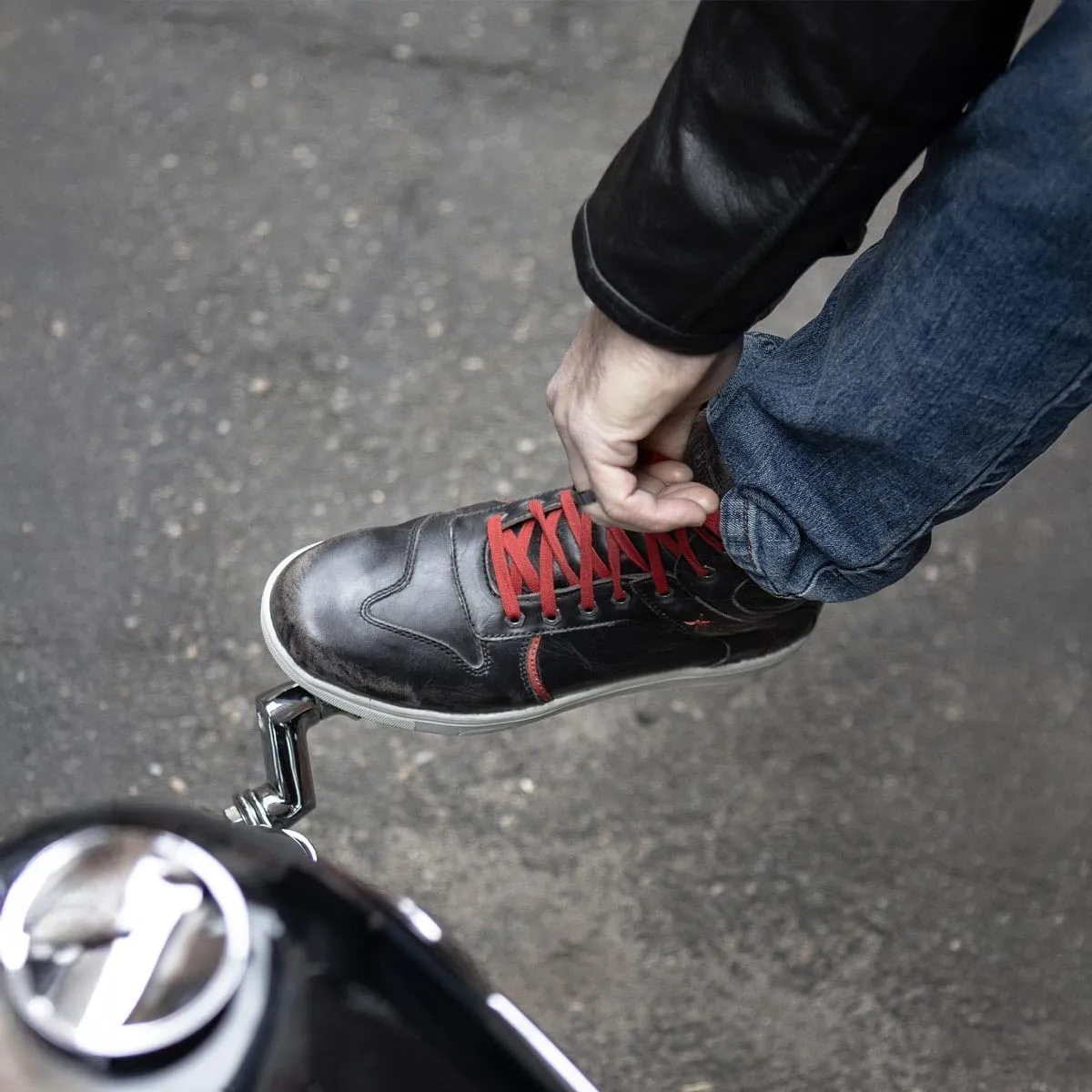 Milwaukee Leather Men's Motorcycle Reinforced Street Biker Casual Riding Shoes Leather Suede Canvas - 8