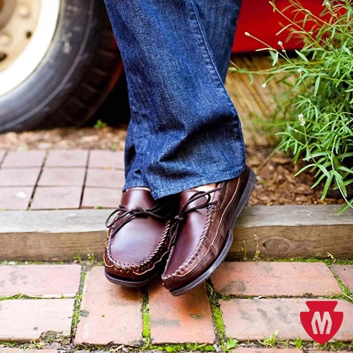 Minnetonka Men's Double Bottom Hardsole