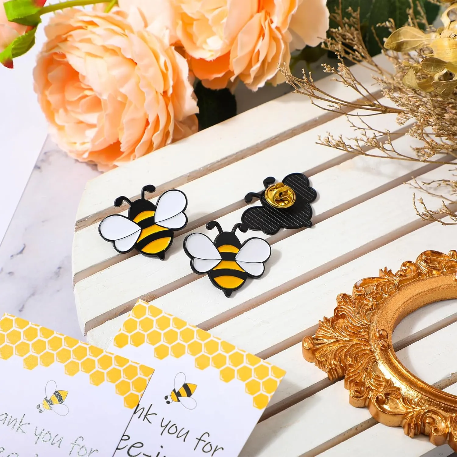 Misdary Employee Appreciation Team Gift for Coworker Bee Lapel Pin Bee Badge Organza Bag Cards Thank You Gifts