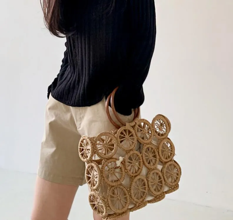 The New Circle Hollow Paper Rope Woven Bag Diagonal Straw